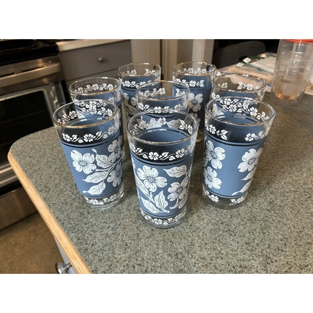 8 Vintage Hazel Atlas Dogwood 5